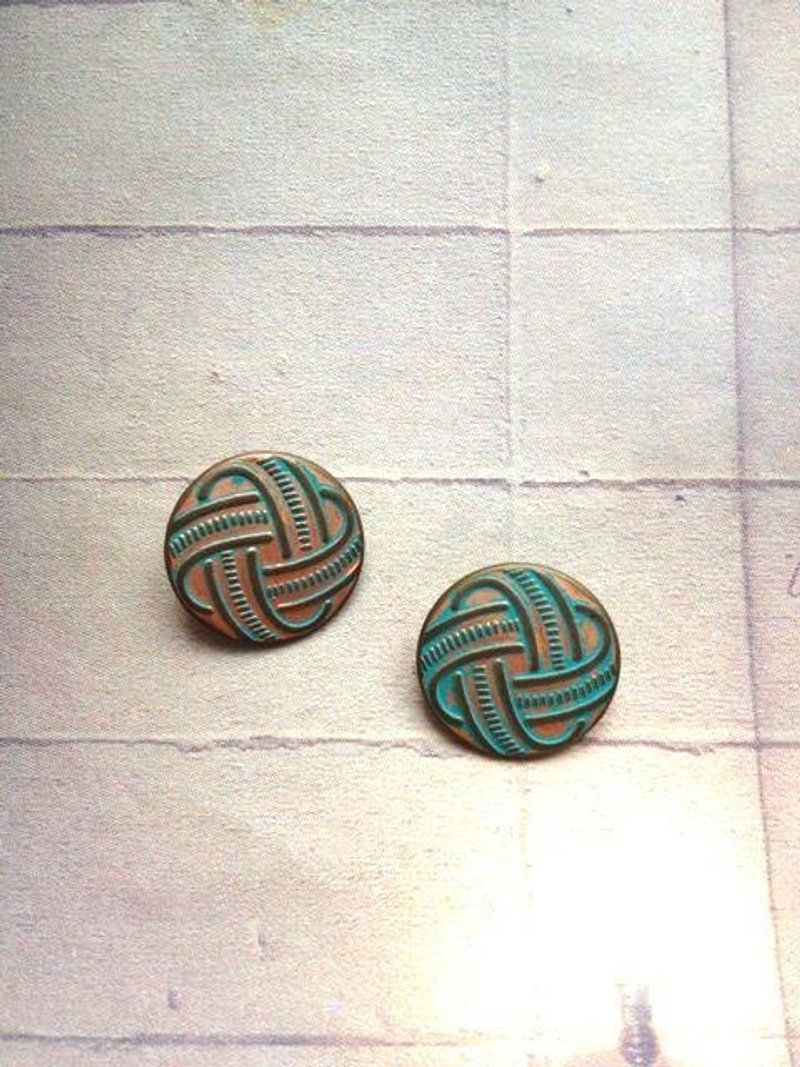 ﹉karbitrary﹉ ▲ ---⊕--- 复古耳环   情人节 礼品 - 耳环/耳夹 - 其他材质 多色