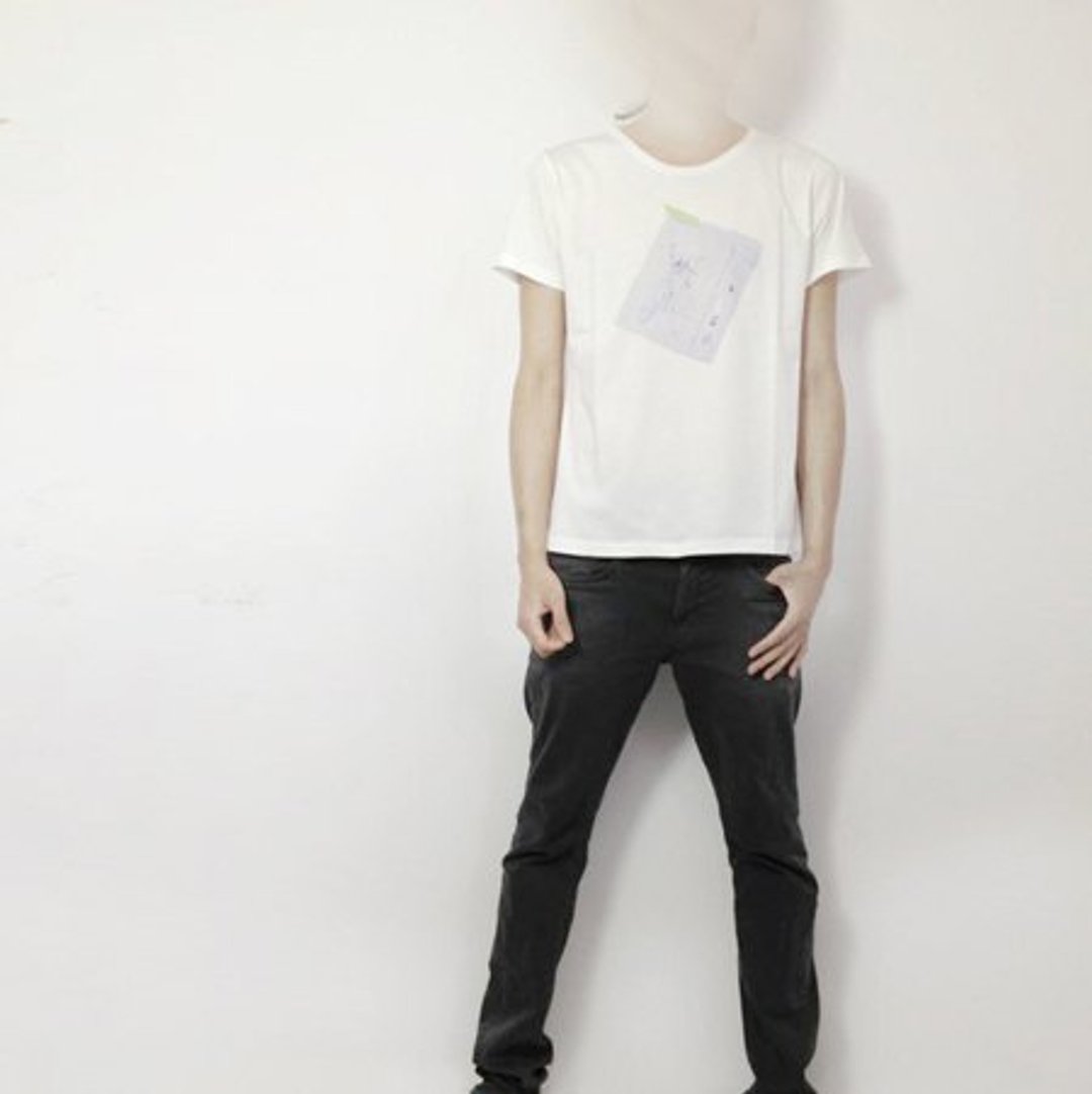 I . A . N Design  蝉 有机棉短袖T Organic Cotton 中性版 - 中性连帽卫衣/T 恤 - 棉 白色