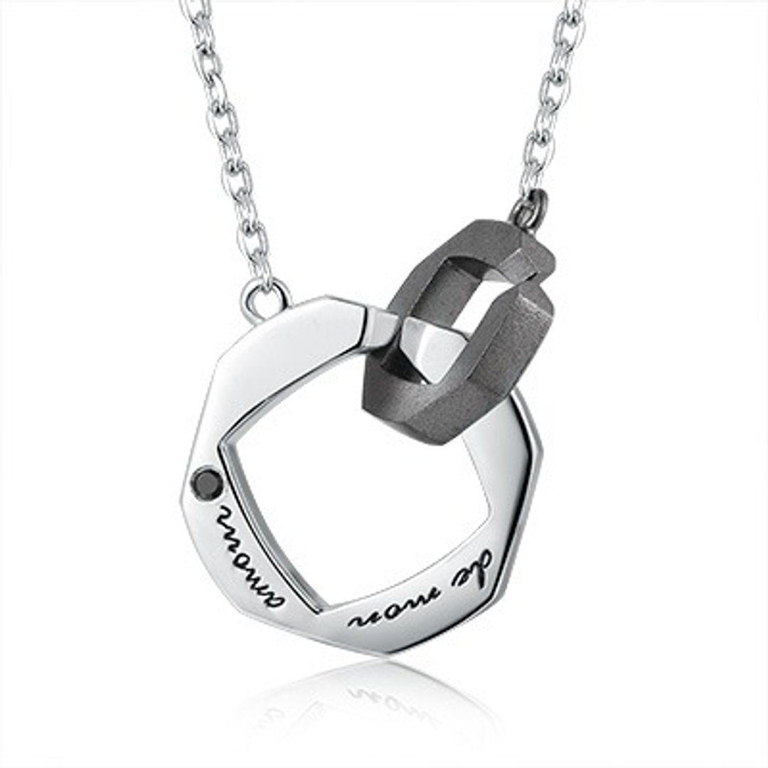 香港设计 BLING BLING 925银镀铂金 情侣项链 男装 法语 My Love 黑色锆石 - 项链 - 其他金属 灰色