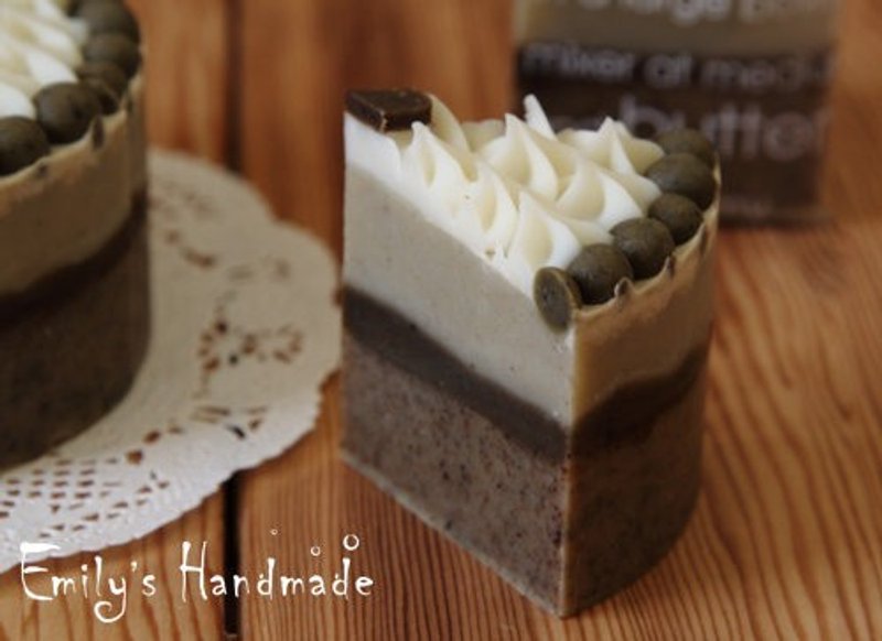 伯爵慕司蛋糕 手工皂 (60g) - 香薰/精油/线香 - 植物．花 