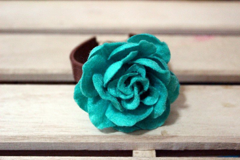 ◈卡萝妃◈{ 绿玫锦 } 蒂芬妮绿*质感皮手环 - 手链/手环 - 其他材质 绿色