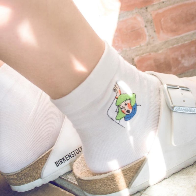 甜蜜生活 呜啦啦女孩 无痕袜 - 袜子 - 棉．麻 白色