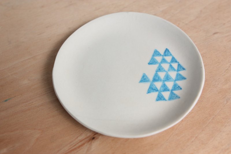 小岛风土系列-蓝色的山峦(中) - 浅碟/小碟子 - 其他材质 蓝色