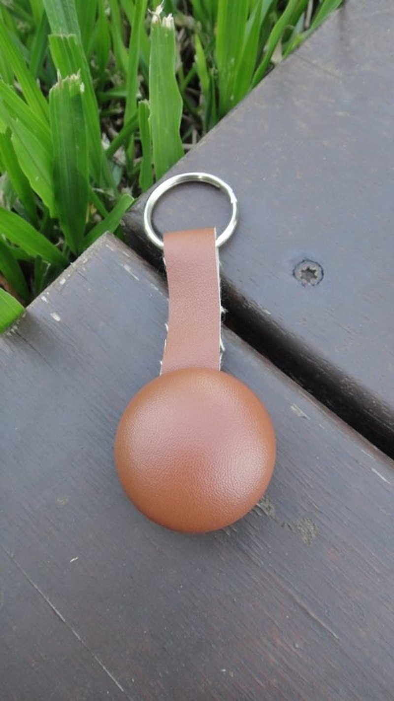 手感皮革包扣钥匙圈 - Brown + Yellow - 钥匙链/钥匙包 - 真皮 咖啡色