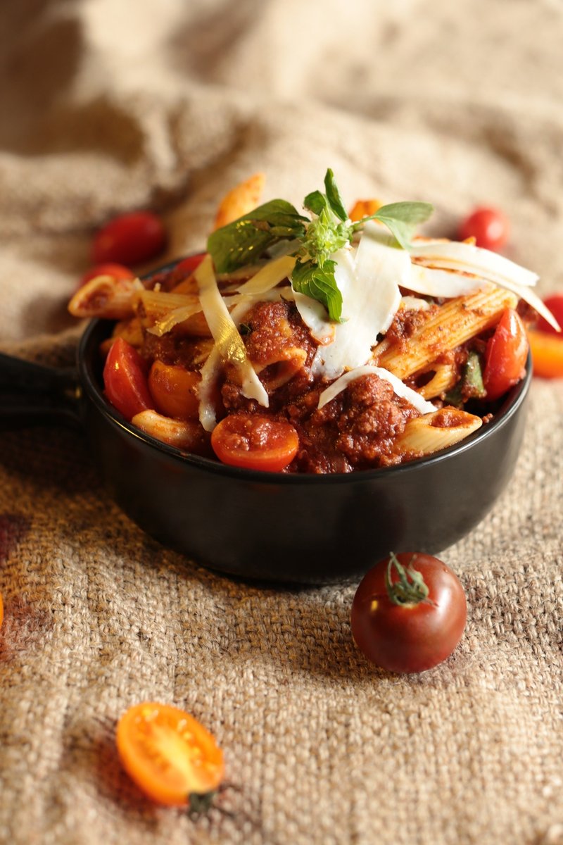 波隆纳牛肉意大利面酱 Bolognese (Beef) - 料理包 - 新鲜食材 黑色