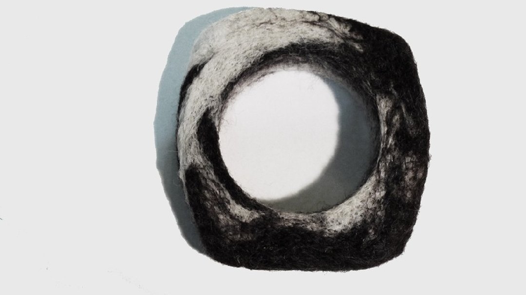 羊毛手环＿水墨风格 方形  Felt bracelet - 手链/手环 - 羊毛 灰色