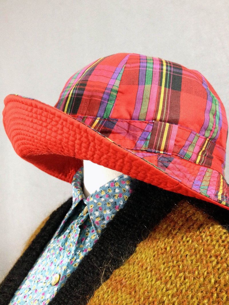 乒乓古着 [ 古着帽/ 红色格纹双面防水古着渔夫帽 ] 国外带回 双面 复古帽 VINTAGE - 帽子 - 其他材质 红色
