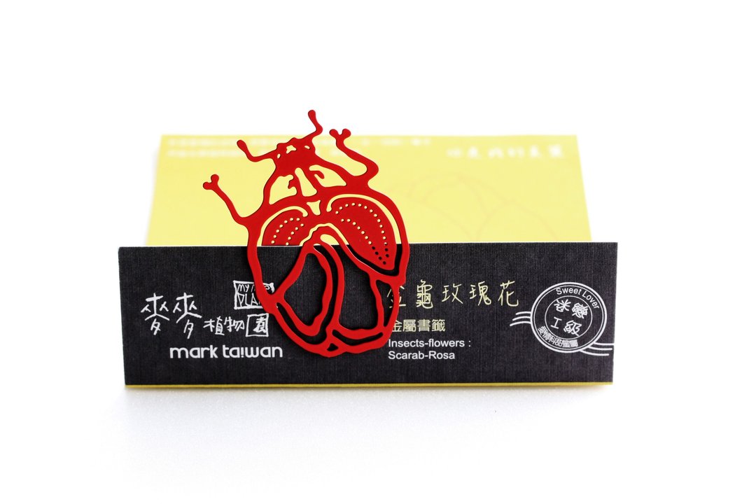 MARK TAIWAN  麦麦植物园-金龟玫瑰花  金属书签-红 - 书签 - 其他金属 红色