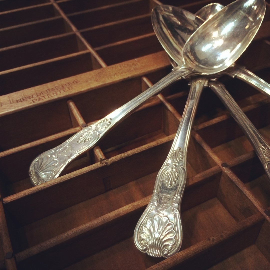 英国制 老镀银器 镀银汤匙 - 餐刀/叉/匙组合 - 其他金属 灰色