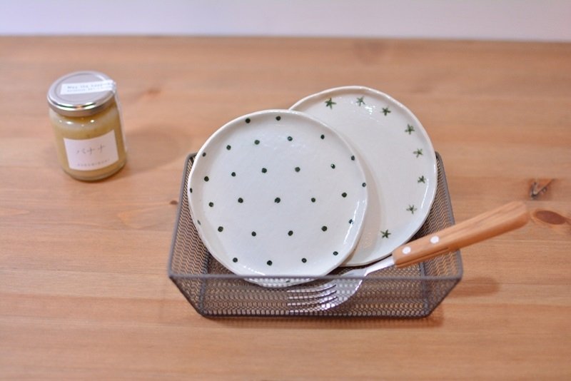 水玉陶瓷皿 (大) - 浅碟/小碟子 - 其他材质 白色