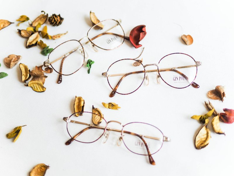 河水山 - 镜面碎花 镜脚金色波纹椭圆框眼镜 Japan 日本好学生 金框 椭圆 雕花 - 眼镜/眼镜框 - 纸 