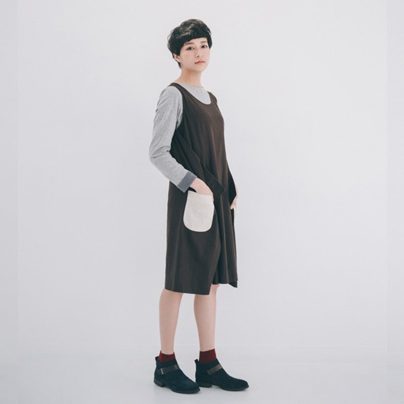 许许儿♪多穿法棉麻扇形背心裙-深咖(不含蕾丝领片) - 洋装/连衣裙 - 其他材质 黑色