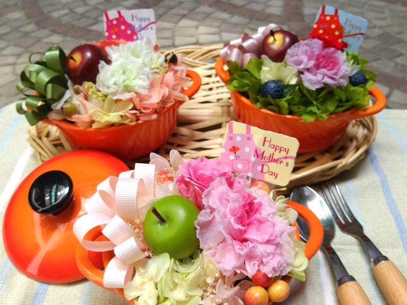  l 小锅料理之美味康乃馨 l *不凋花.恒星花.永生花*礼物*母亲节 - 植栽/盆栽 - 植物．花 