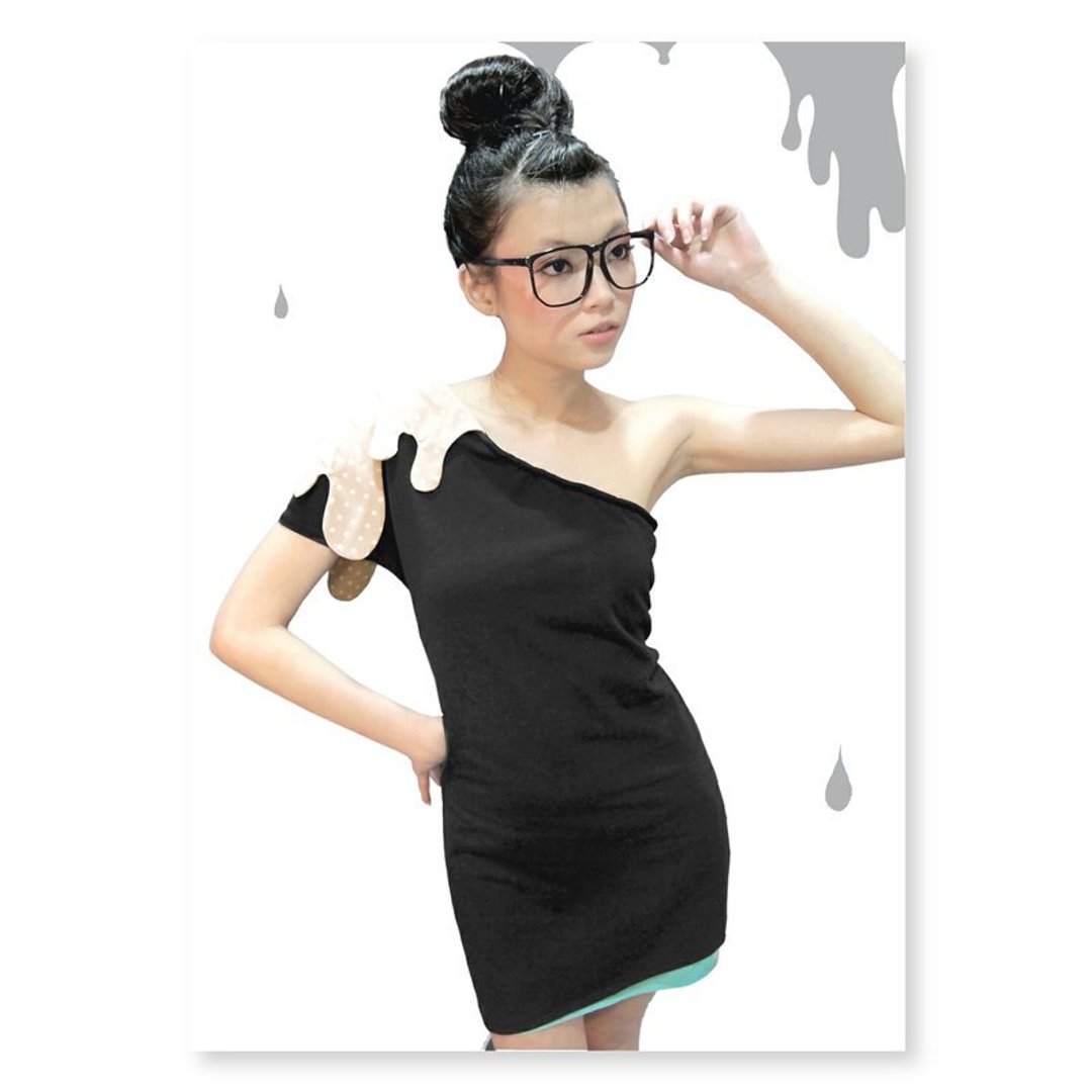 【Dress】斜肩融化造型洋装●肤粉x黑x蓝绿●Back to the origin x《两个爸爸》 - 洋装/连衣裙 - 其他材质 