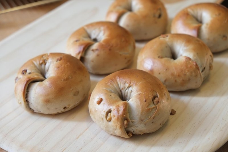 香蕉核桃Bagel (2个) - 面包/吐司 - 新鲜食材 黄色