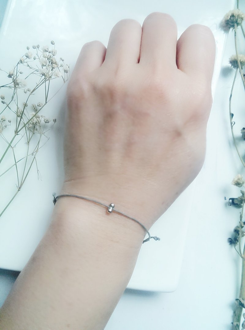 空气般存在 极简幸运蜡绳  #花生好事 (简单灰 小古银珠) - 手链/手环 - 宝石 灰色