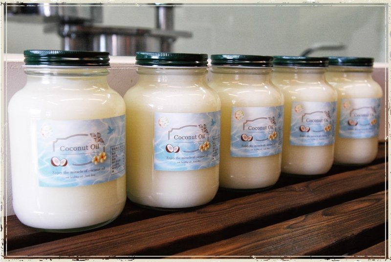 本草堂 初榨淡香揶子油 冬季包装850ml 玻璃易碎只提供宅配 - 香薰/精油/线香 - 植物．花 