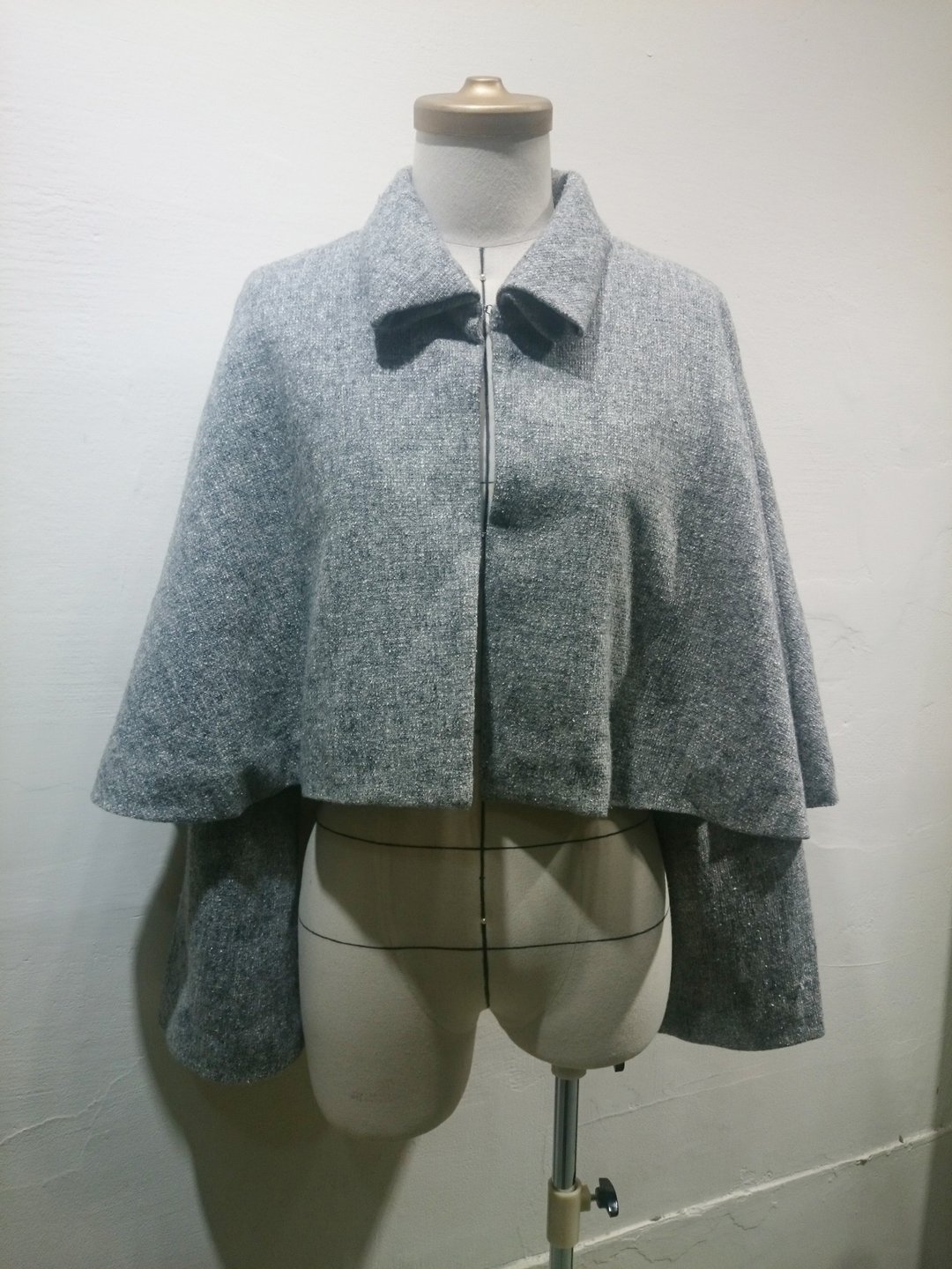 Sample sale 日本毛料斗篷外套 银河星光 - 女装休闲/机能外套 - 其他材质 灰色