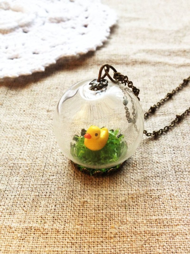 [imykaka] ♥ 水晶玻璃球 小鸭子草地 项链 情人节 礼物 - 项链 - 玻璃 多色