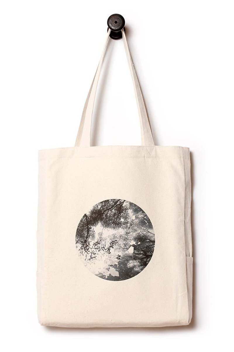 【圆】图像袋。闲隅联名合作款。帆布包/日用袋 - 侧背包/斜挎包 - 棉．麻 