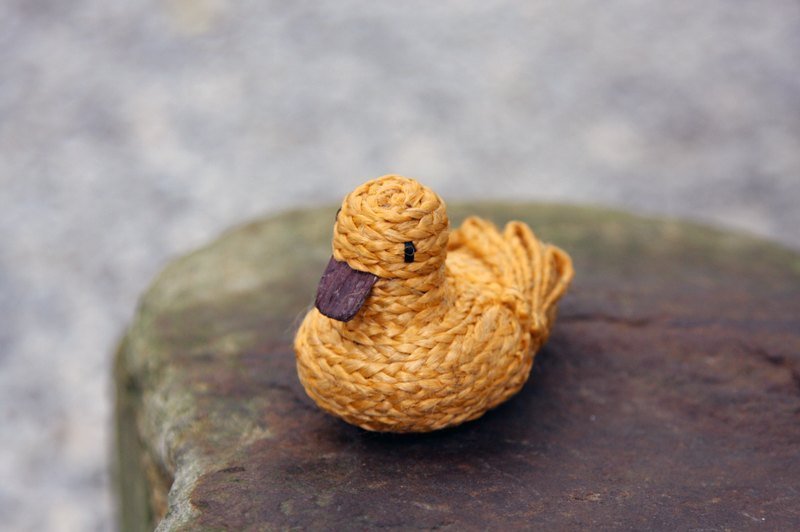 黄麻手编动物＿小鸭钥匙圈 - 玩偶/公仔 - 植物．花 卡其色
