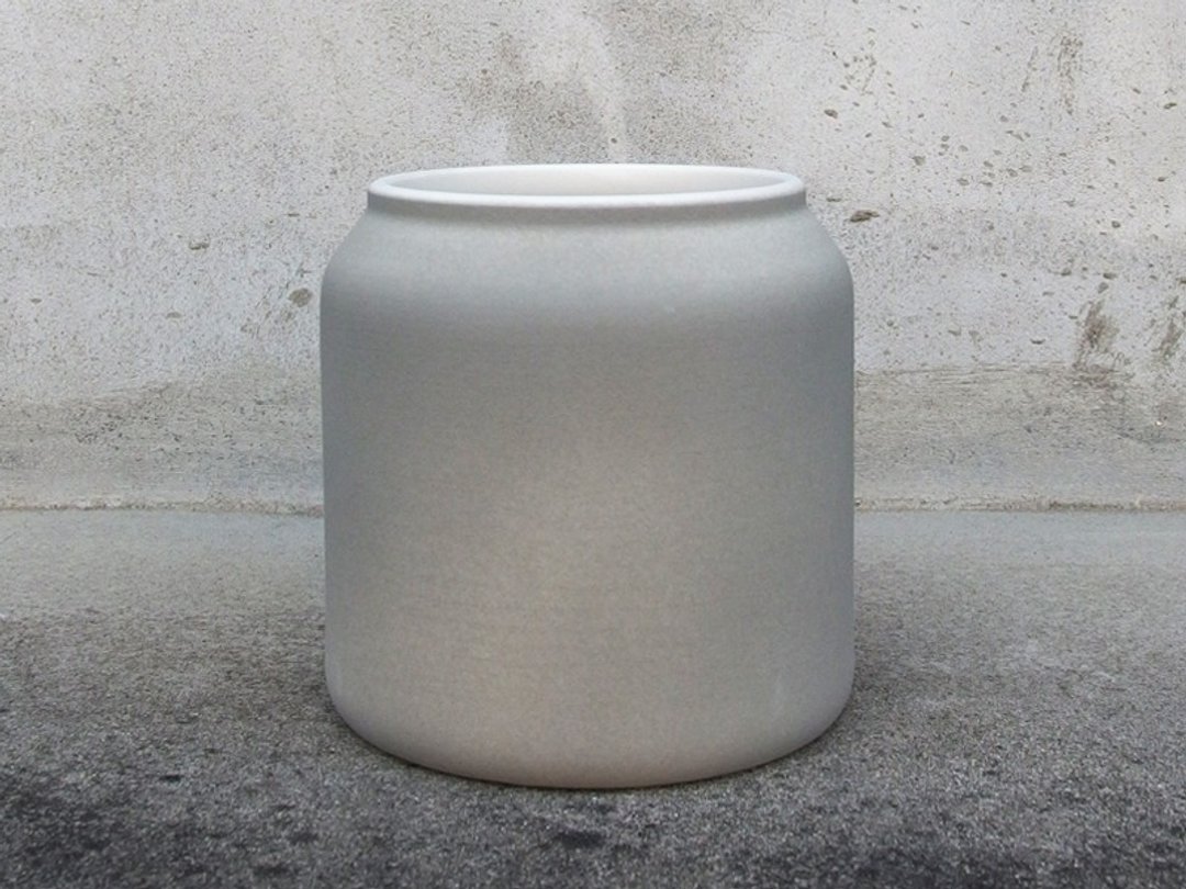 medium of 全瓷花器 - 灰色 - 花瓶/陶器 - 瓷 灰色