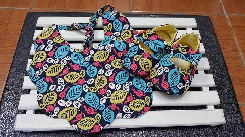 缤纷叶 宝宝弥月礼盒两件组(12cm) - 满月礼盒 - 棉．麻 多色