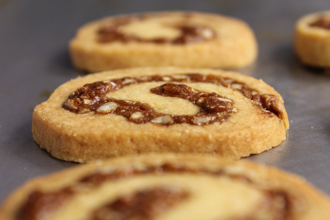 【Apie烘焙研究中心】手工焦糖杏仁饼干/210g±10% - 手工饼干 - 新鲜食材 橘色