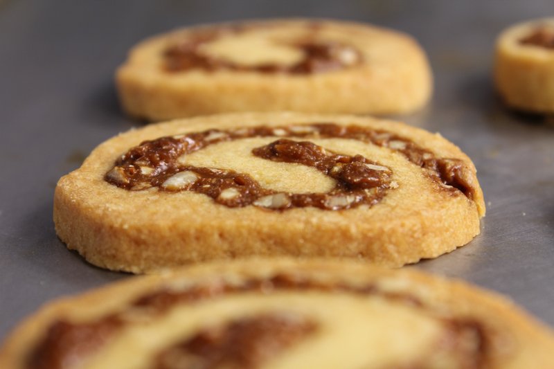 【Apie烘焙研究中心】手工焦糖杏仁饼干/210g±10% - 手工饼干 - 新鲜食材 橘色