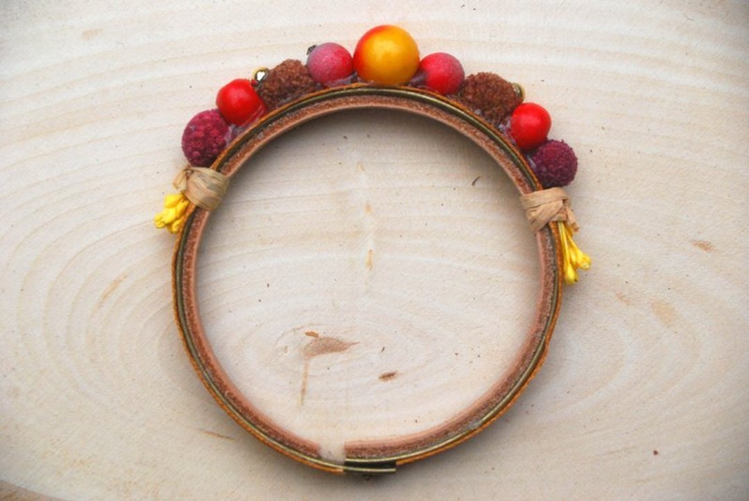 香氛天然花菓手圈 午后奶茶 (No.1) - 手链/手环 - 植物．花 红色