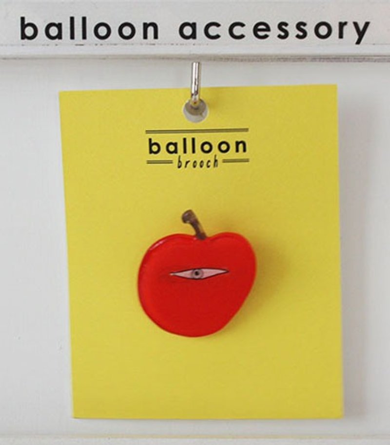 单眼皮红苹果 胸针 别针 - 胸针 - 压克力 红色