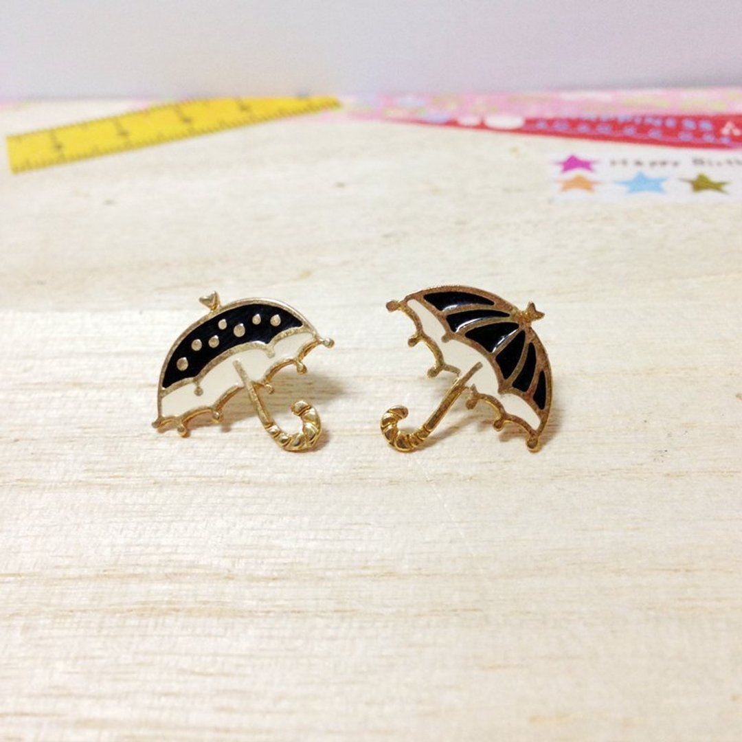 ▲BKK H.M Earring▲24K金系列-小伞帮妳挡雨 - 耳环/耳夹 - 其他金属 黑色
