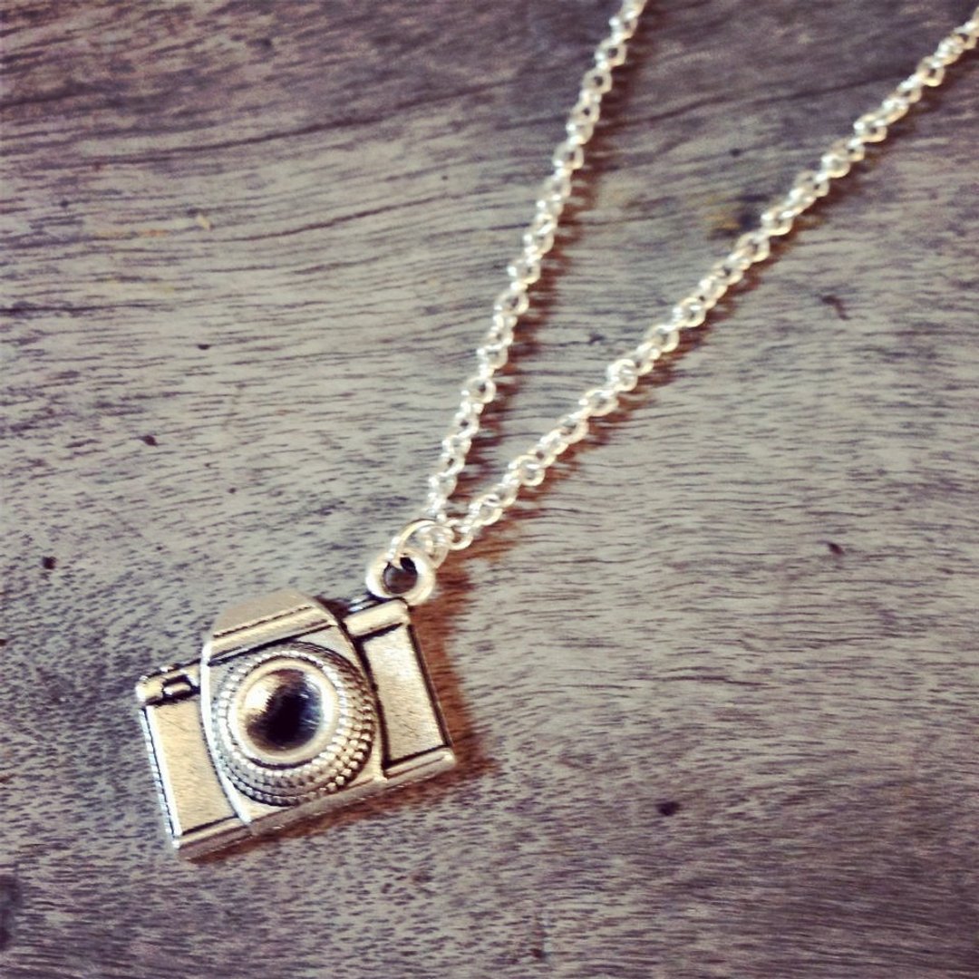 【Story Necklace 故事项链】复古回忆相机 - 项链 - 其他金属 