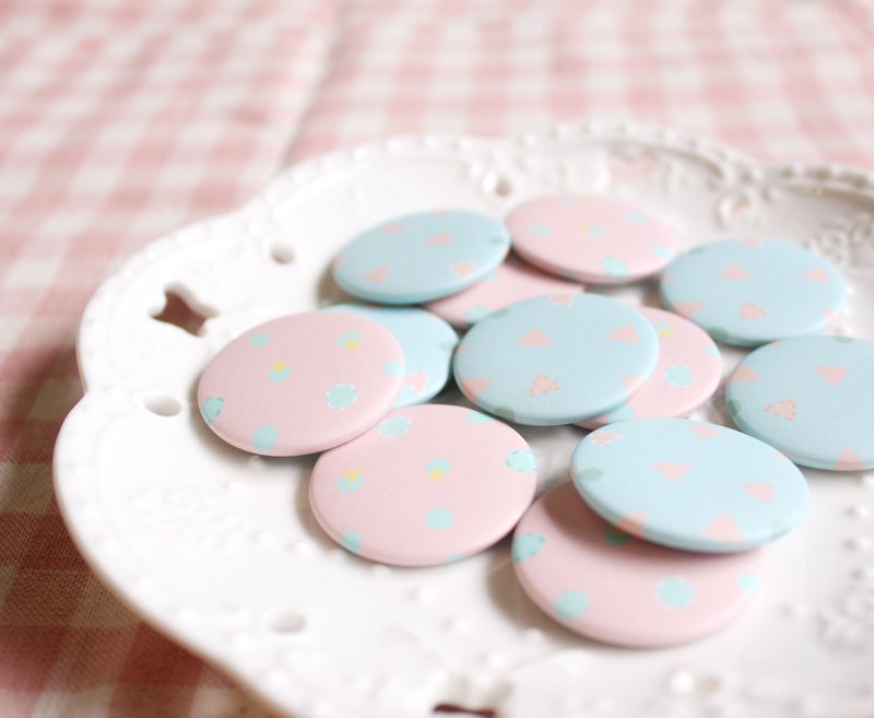 好朋友小磁铁│我们好像一样 - 冰箱贴/磁贴 - 其他金属 多色