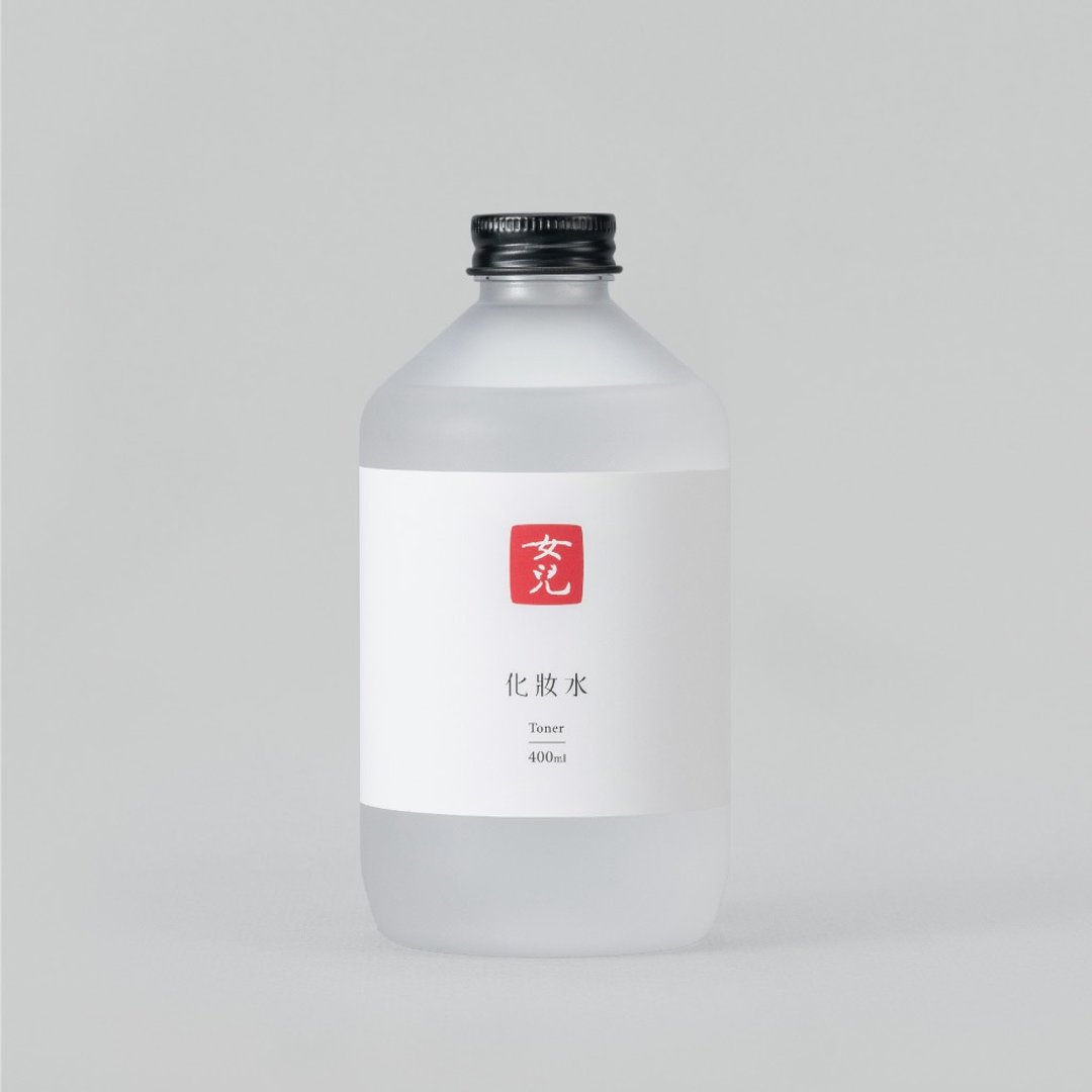 化妆水 400ml l 温和配方、不含酒精、含天然丝瓜露 - 化妆水/喷雾 - 其他材质 白色