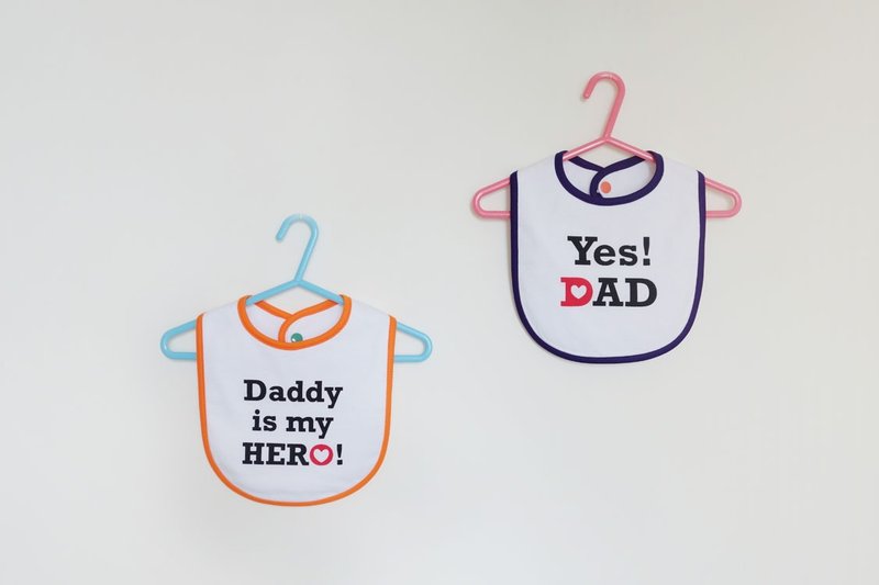 ‘心里话系列—你是好爸爸’围兜兜（2件一组） - 围嘴/口水巾 - 棉．麻 白色