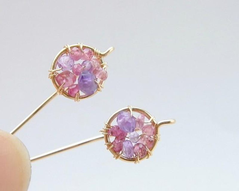 Pink tourmaline of circle earrings 14kgf - 耳环/耳夹 - 宝石 粉红色