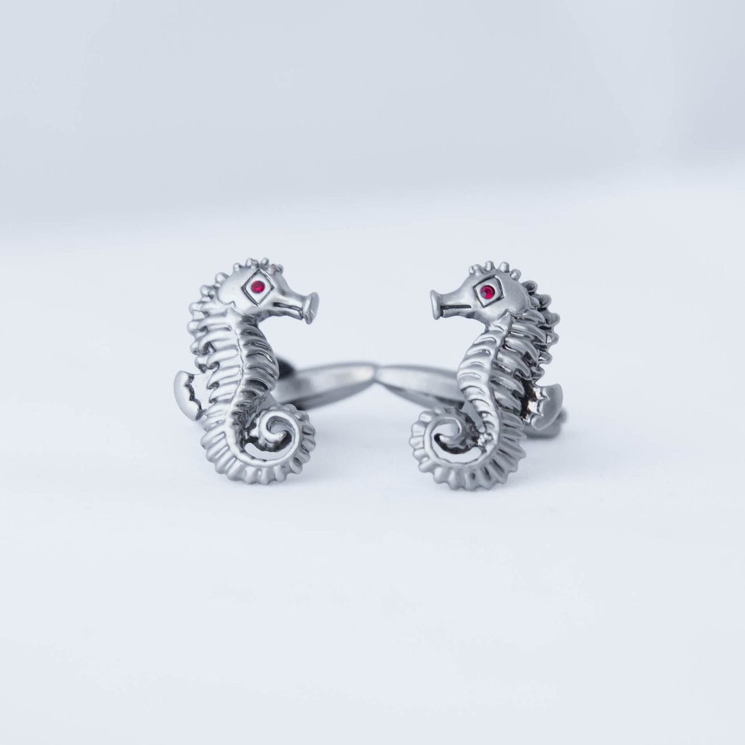 [LORRAINE'S CUFFLINK] 海马袖扣 SEA HORSE CUFFLINKS - 袖扣 - 其他金属 