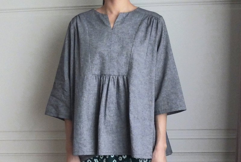 水洗丹宁蓝色亚麻娃娃装上衣 - 女装上衣 - 棉．麻 蓝色