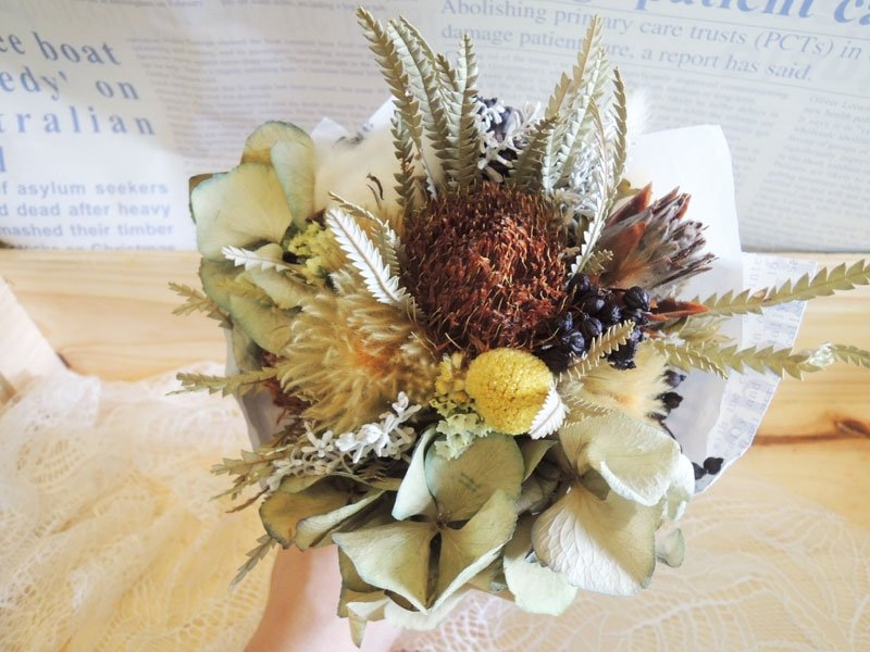 微甜圈 柔柔 轻感 春日-暖洋洋 微凉 古典绣球 小花束 花束 干燥小花束 干燥花 干燥花束 自助婚纱 - 植栽/盆栽 - 植物．花 绿色