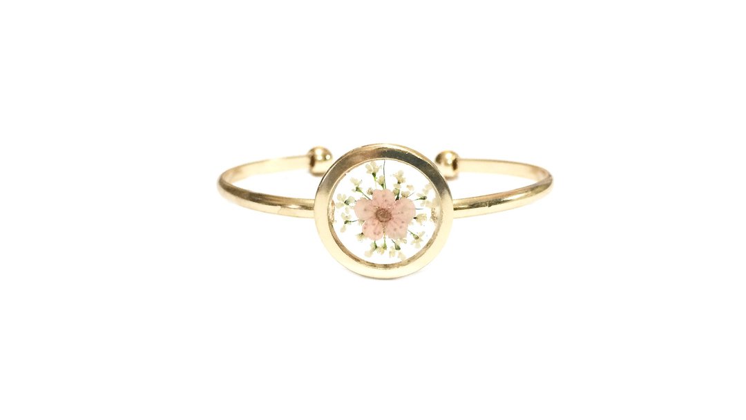 Golden Frame Bangle (透明押花手镯) - 手链/手环 - 其他金属 红色