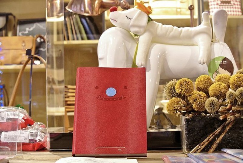 Monster Diary 小怪兽半年志[皮料款]-红 - 笔记本/手帐 - 纸 红色