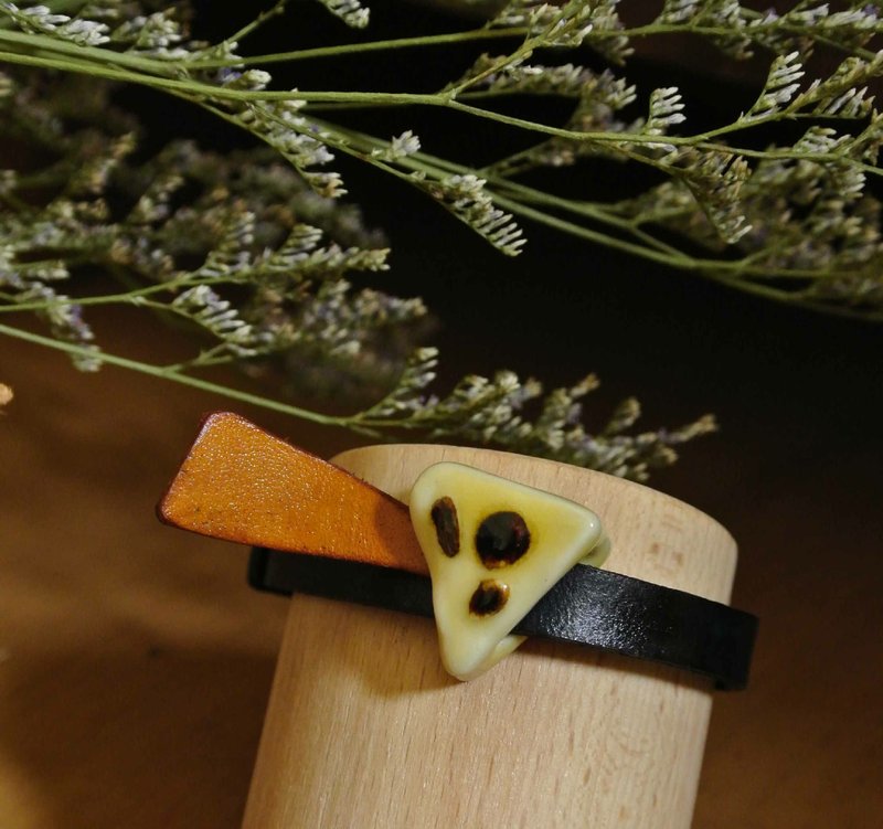 【 T - C 】手环 手镯 皮革 牛皮 日本白瓷 瓷器  限量 自然釉色 无限看不腻色调 摄氏1350高温烧制 - 手链/手环 - 瓷 