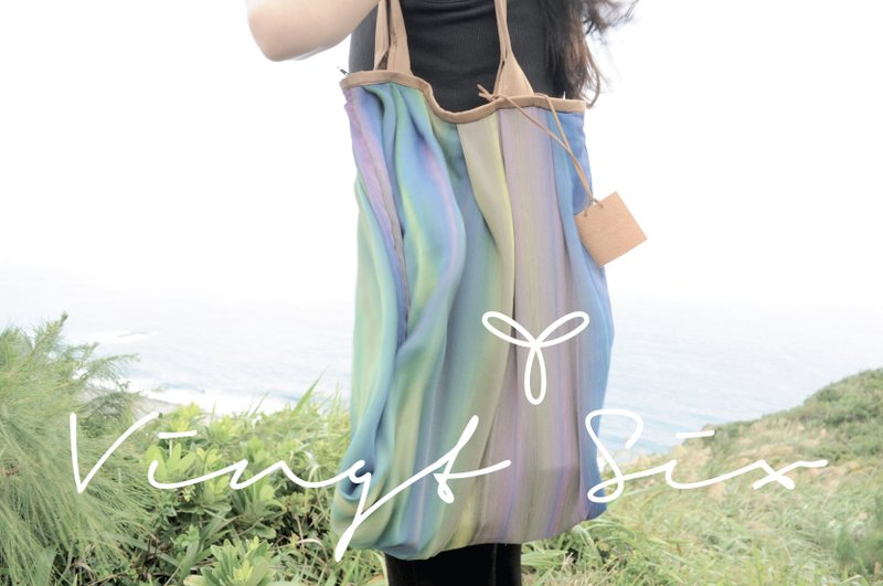 手作大包（小名：艾尔芬卡）!限量26个包皆已完售~谢谢大家的支持喔~ - 侧背包/斜挎包 - 其他材质 蓝色