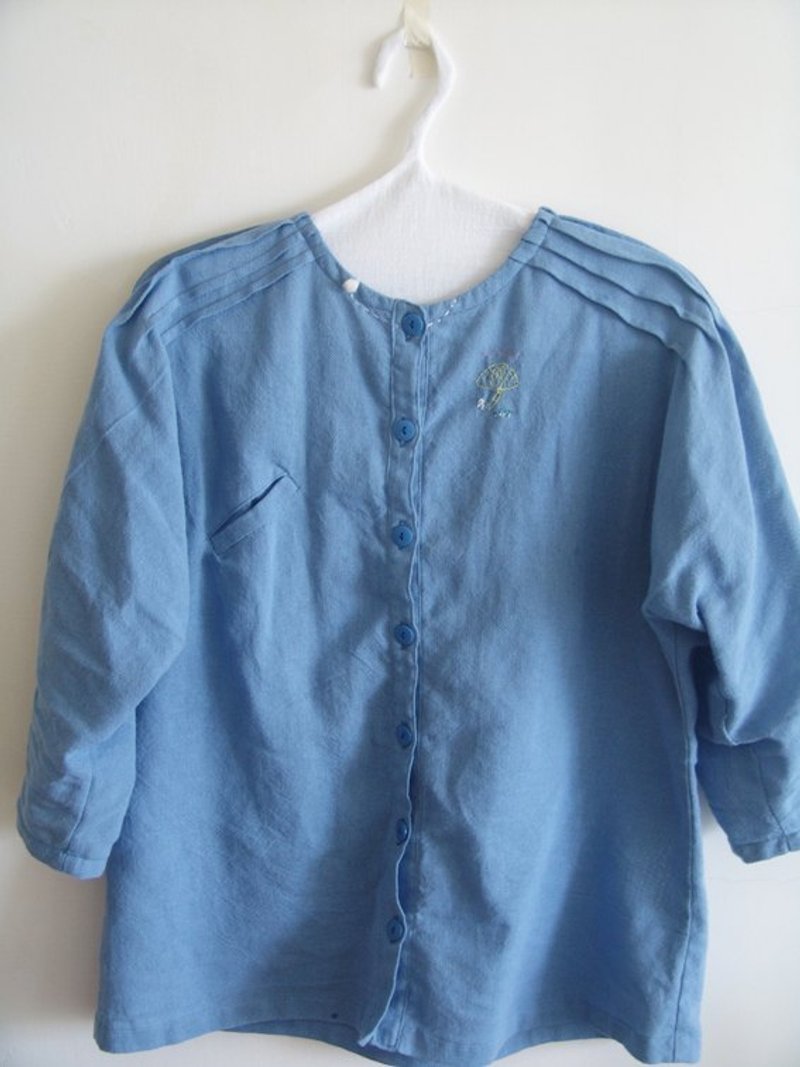 新款衬衫--像伞ㄧ样舞蹈着  - 女装衬衫 - 棉．麻 