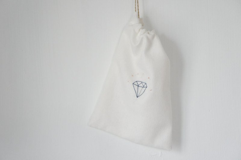你的袋子 - 刺绣束口袋/钻石 - 其他 - 其他材质 白色