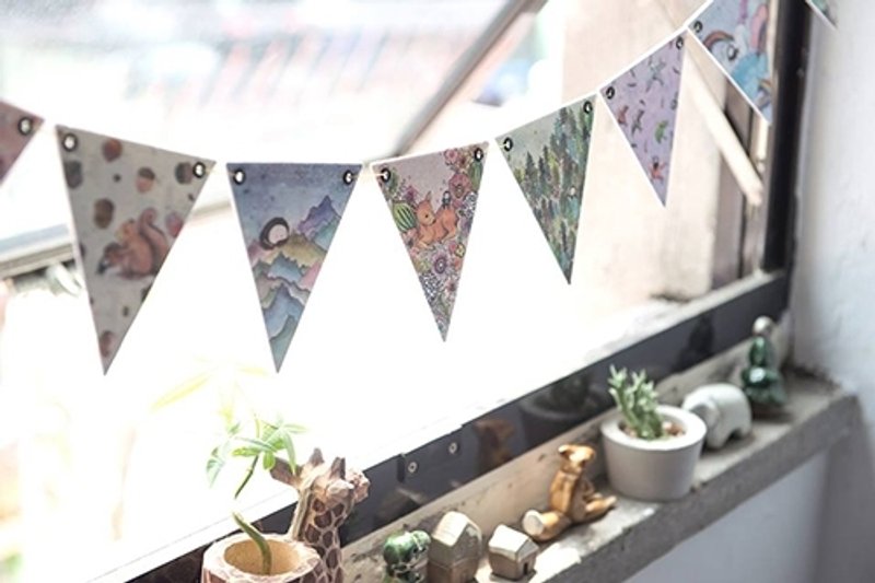 好日推好物：趣味三角旗  / 礼盒 C.森林__居家饰品／情人节 婚礼小物／办公装饰 - 摆饰 - 纸 绿色