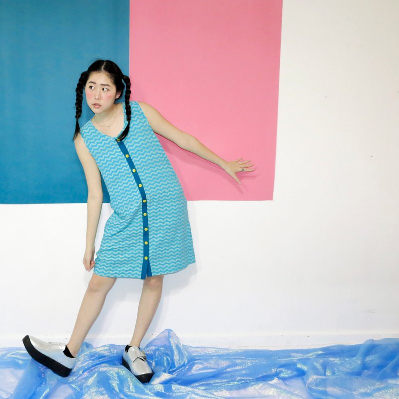 最后一件 绿浪潮扣子洋装 - 洋装/连衣裙 - 其他材质 绿色