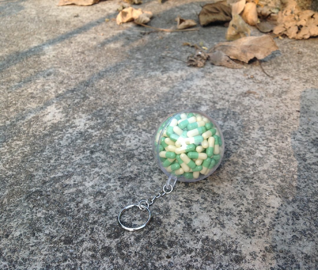 球救系列钥匙圈—曙光草地 - 钥匙链/钥匙包 - 塑料 多色
