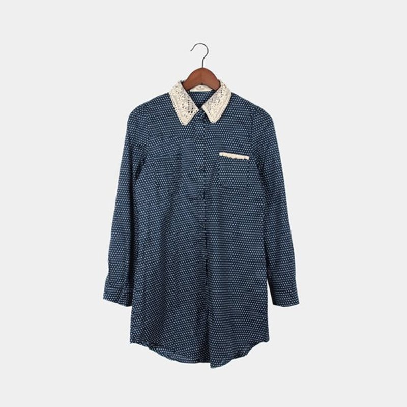 │moderato│蕾丝复古领水玉点点长版古着衬衫外套/森林女孩.文艺女孩 - 女装衬衫 - 其他材质 蓝色